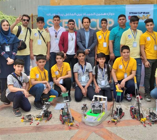 کسب مقام اول تیمی در دوازدهمین دوره المپیاد بین المللی ربات های آموزشی توسط دانش آموزان آکادمی مدرن رهام بندرماهشهر