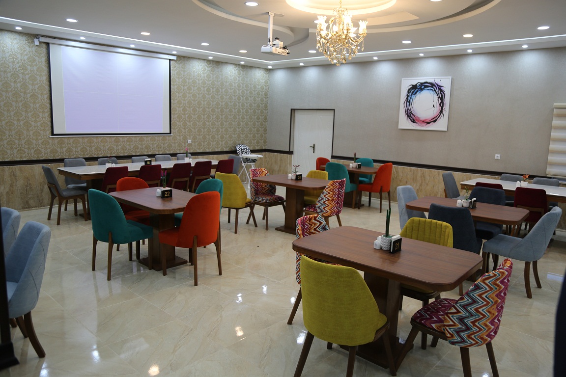 رستوران پیروز 5