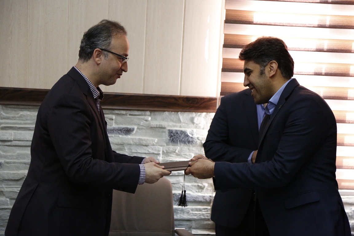 انتصاب رئیس کمیسیون معاملات 6