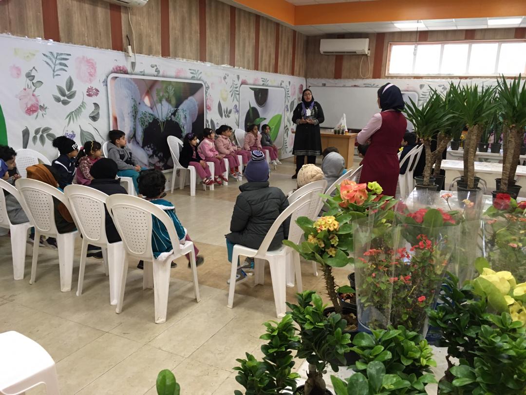 بازدید از نمایشگاه گل و گیاه 23 دی 6