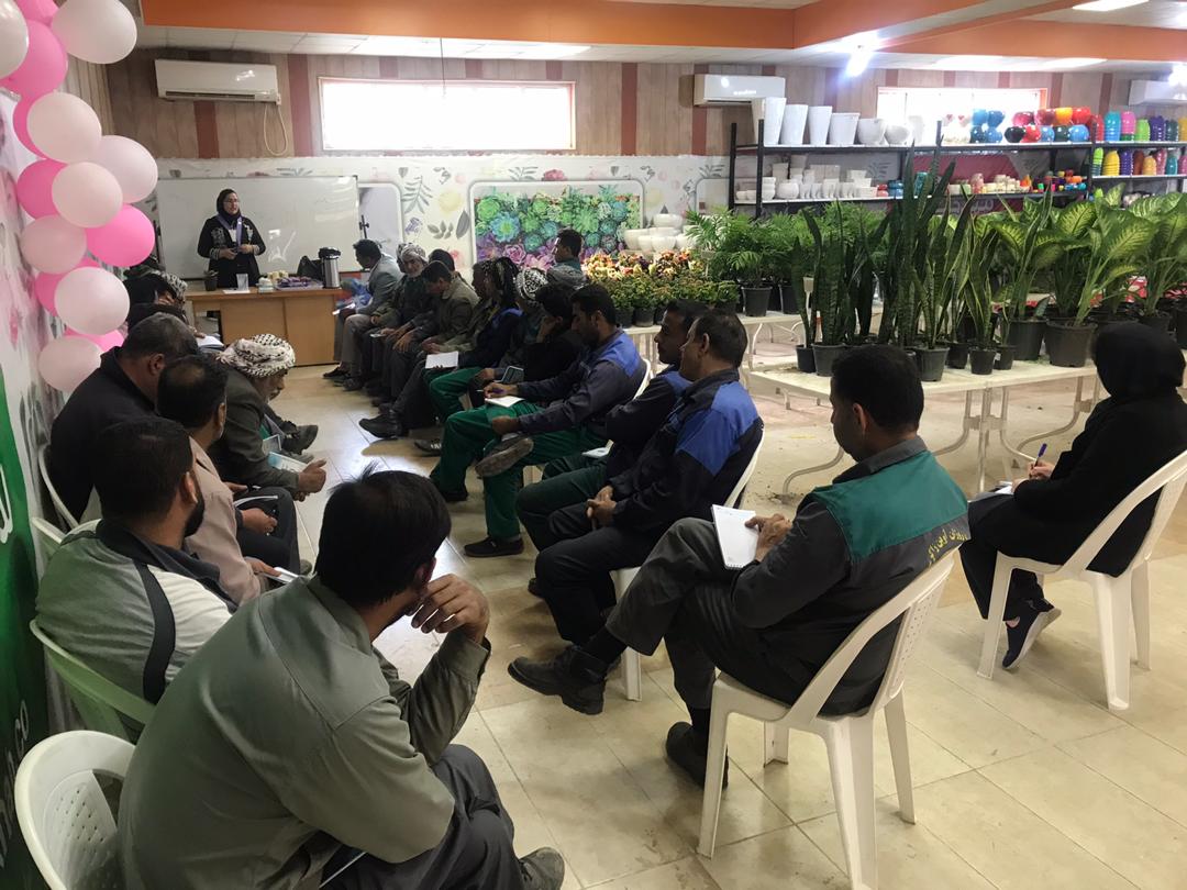 بازدید از نمایشگاه گل و گیاه 23 دی 8