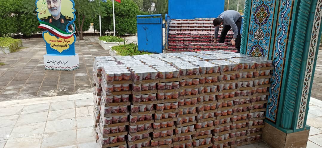 توزیع بسته های غذایی 3