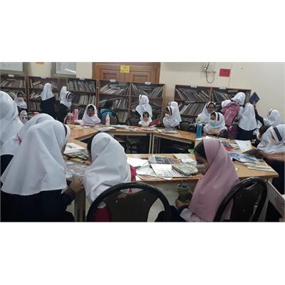 کتابخوانی 4