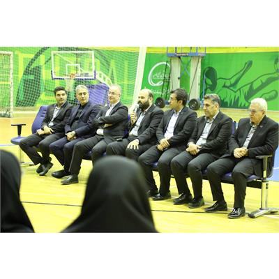 دیدار صمیمانه مدیرعامل شرکت عملیات غیرصنعتی و خدمات صنایع پتروشیمی با پرسنل واحد امور ورزش 9