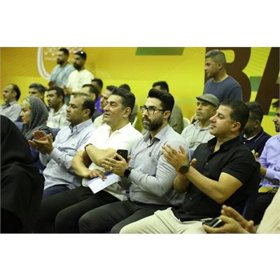 دیدار صمیمانه مدیرعامل شرکت عملیات غیرصنعتی و خدمات صنایع پتروشیمی با پرسنل واحد امور ورزش 6