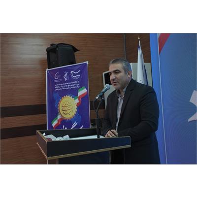 تجلیل از تلاش کارگران در مراسم گرامیداشت روز جهانی کار و کارگر در شرکت عملیات غیرصنعتی 4