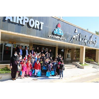 کودکان در فرودگاه 11