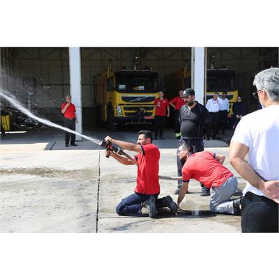 برگزاری دوره آموزشی کمک در تخلیه اضطراری هواپیما برای آتش‌نشانان فرودگاه بندر ماهشهر 3