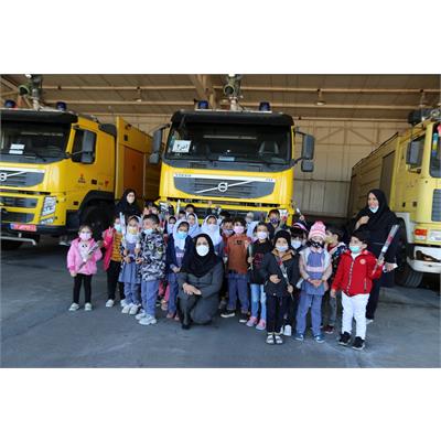 کودکان در فرودگاه 6