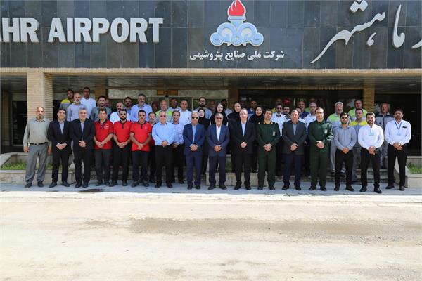 دیدار صمیمانه مدیرعامل با پرسنل فرودگاه بندر ماهشهر