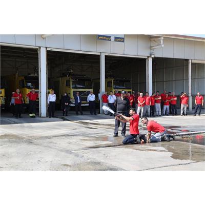 برگزاری دوره آموزشی کمک در تخلیه اضطراری هواپیما برای آتش‌نشانان فرودگاه بندر ماهشهر 4