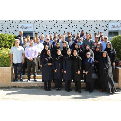 تقدیر مدیرعامل 5