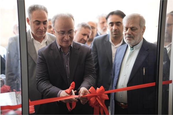 افتتاح مرکز انتقال خون بندرماهشهر در هفته دولت  هدیه‌ای ماندگار از صنعت به مردم منطقه