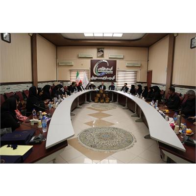 جلسه تقدیر از کتابداران شهرستان بندر ماهشهر به مناسبت هفته کتاب و کتابخوانی 10