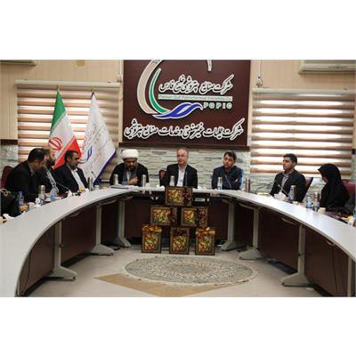 جلسه تقدیر از کتابداران شهرستان بندر ماهشهر به مناسبت هفته کتاب و کتابخوانی 9