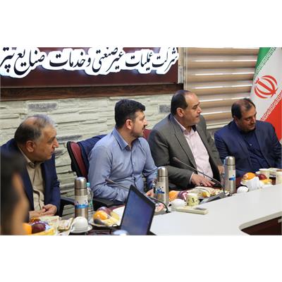 بازدید مدیر حراست ، حفاظت و امنیت گروه  صنایع پتروشیمی خلیج فارس از شرکت عملیات غیرصنعتی و خدمات صنایع پتروشیمی 3