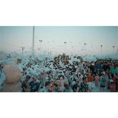 جشن تابستانه آب و کف کودکان 1
