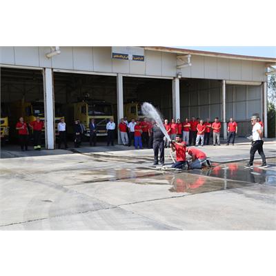 برگزاری دوره آموزشی کمک در تخلیه اضطراری هواپیما برای آتش‌نشانان فرودگاه بندر ماهشهر 5