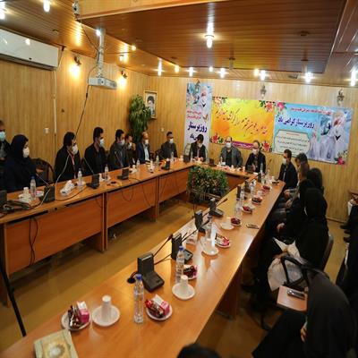 تقدیر از کادر درمان 8