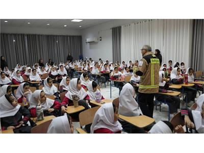 از زنگ مدرسه تا زنگ ایمنی؛ برنامه آموزش ایمنی برای دانش‌آموزان توسط کارشناسان شرکت عملیات غیرصنعتی بندرماهشهر