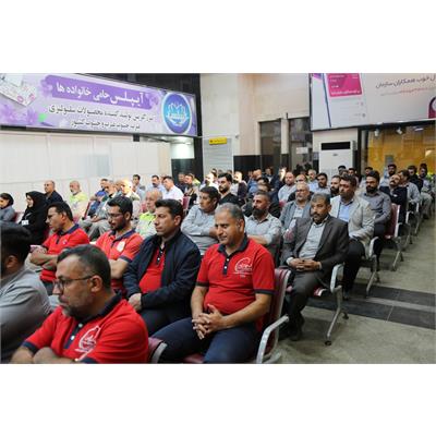 دیدار صمیمانه مدیر عامل و اعضای هیئت مدیره شرکت عملیات غیرصنعتی ماهشهر با همکاران حمل و نقل 13