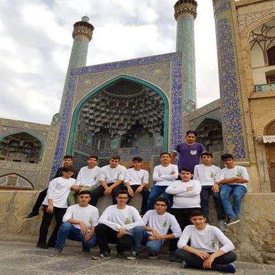 اعزام 120 نفر از نوجوانان مهدی یاور به اردوی  اصفهان 10