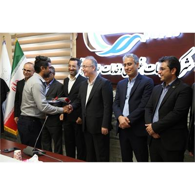 تجلیل از کارگران نمونه شرکت عملیات غیرصنعتی بندرماهشهر 11