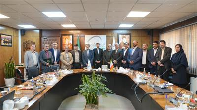 ارائه خدمات آموزشی، توانمندسازی شغلی و ارتقای مهارت‌های فنی و حرفه‌ای با پترو کارت